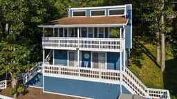 Lake Front |Private Dock |Blue Bungalow|3bed|2bth
