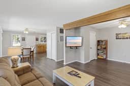 85 Walnut Dr