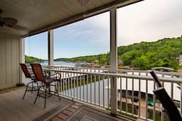 Starfish Haven|Lake View|Pool| Boat Ramp| Sleeps6 - Image 2