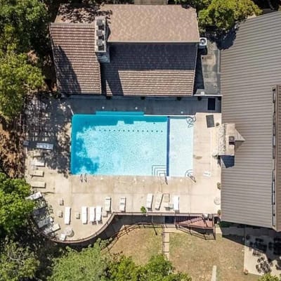 1234 Knolls
