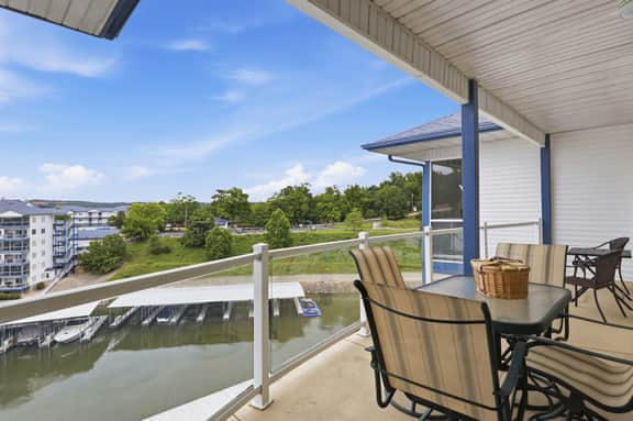 Boat Slip |TopFloorLakeView |Seasonal Pool Hot Tub - Image 5