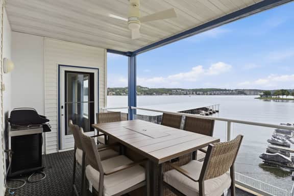 | 3B 2B | Lakefront | SeasonalPool/Hot Tub | Dock - Image 2