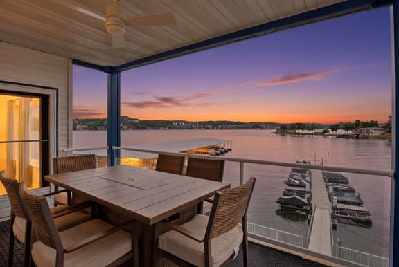 | 3B 2B | Lakefront | SeasonalPool/Hot Tub | Dock - Image 1