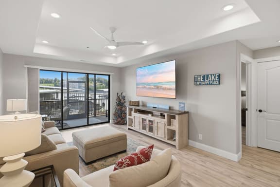 100% Renovated | Lakefront | Pool | Elevator |