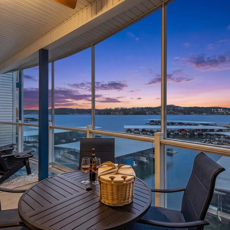 2B 2B | Lake View | Seasonal Pool | Hot Tub |Grill