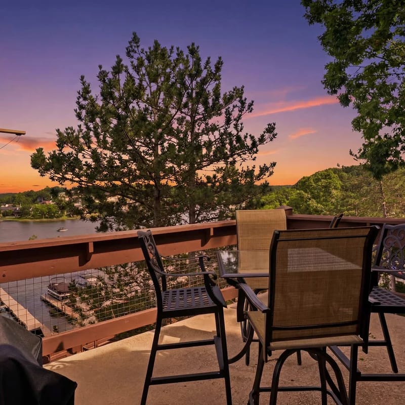 Boat Ramp|Swim Dock|Year Round Pools|Sleeps13